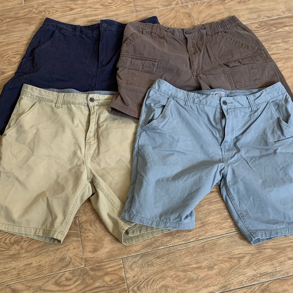 Charles and a half 4 pairs of men’s shorts sz 36